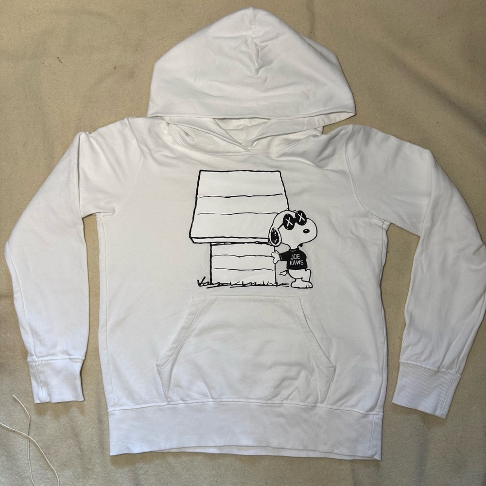 Uniqlo x Kaws Peanuts Snoopy Hoodie